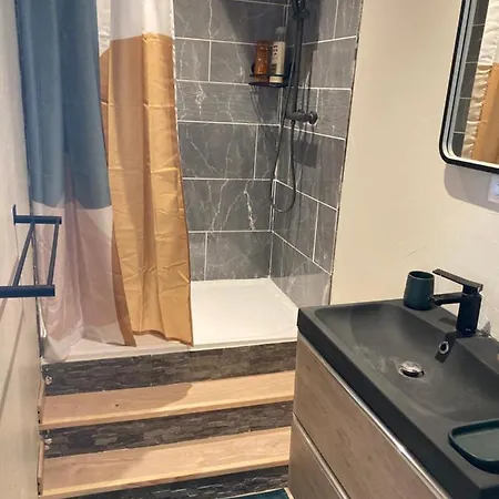 Maison *